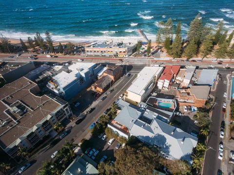 Sydney Beachouse YHA - Darwin Holiday 2