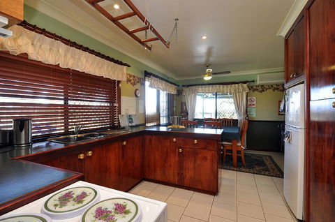 Talga Escape Rothbury With Pool And Views - Darwin Holiday 1