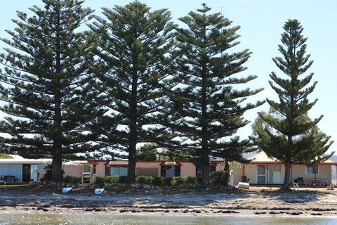 Tall Pines Beach House At Mount Dutton Bay (part Of Coffin Bay Waterways) - Darwin Holiday 1