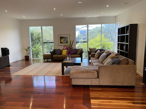 Tarakan Escape Sorrento - Darwin Holiday 2