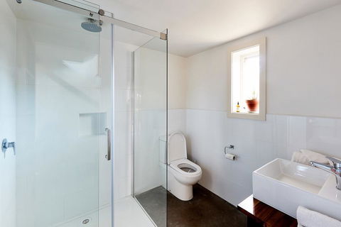 Tarndwarncoort - Farmer's Cottage - Darwin Holiday 2