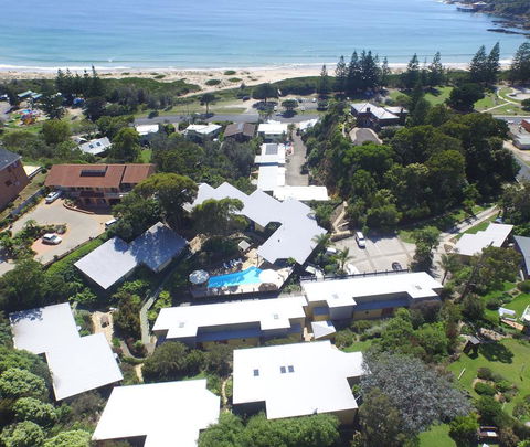 Tathra Beach House Holiday Apartments - Darwin Holiday 0