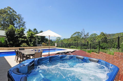 Tatiara - Spacious Family Friendly Home! - Darwin Holiday 3