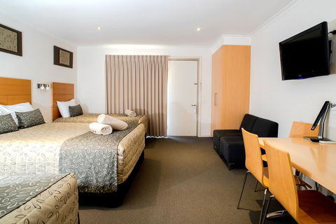 Tea House Motor Inn - Darwin Holiday 1