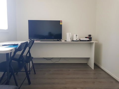 Tempe Street - Darwin Holiday 3