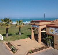 The African Reef - Darwin Holiday