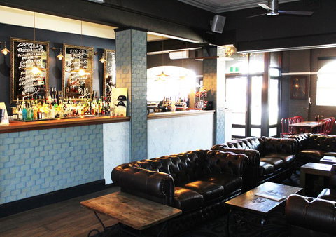 The Astor Hotel Motel - Darwin Holiday 1