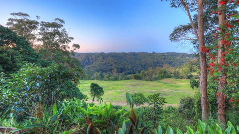 The Avenue At Montville Luxury Cottage - Darwin Holiday 3