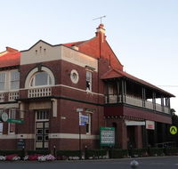 The Bank BB West Wyalong - Darwin Holiday