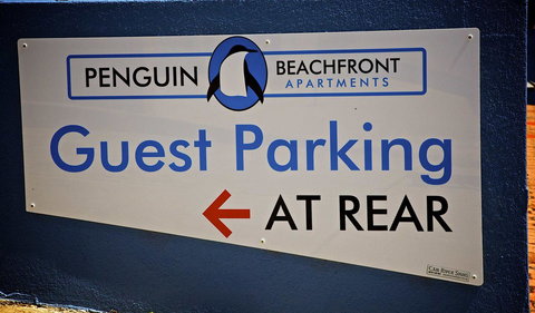 Penguin Beachfront Apartments - Darwin Holiday 21