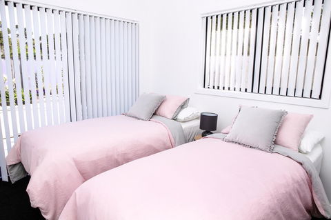 Pearl Hawley Beach - Darwin Holiday 28