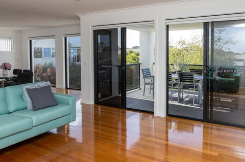 Pearl Hawley Beach - Darwin Holiday 11