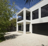 Pearl Hawley Beach - Darwin Holiday