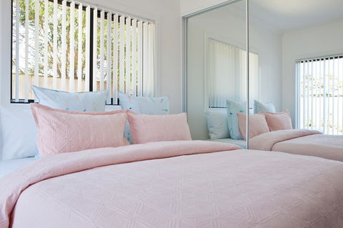 Pearl Hawley Beach - Darwin Holiday 27