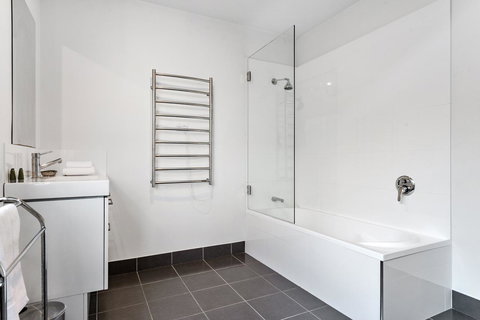 Freycinet Haven - Darwin Holiday 18