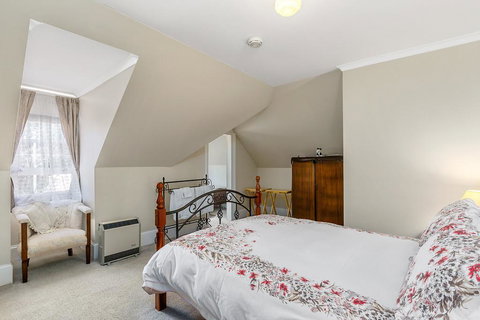 Cambridge House Bed & Breakfast - Darwin Holiday 7