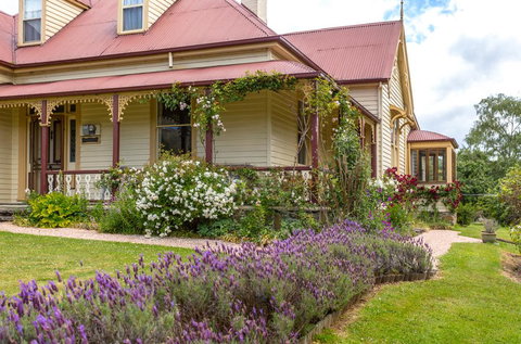 Cambridge House Bed & Breakfast - Darwin Holiday 4