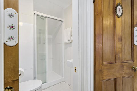 Cambridge House Bed & Breakfast - Darwin Holiday 8