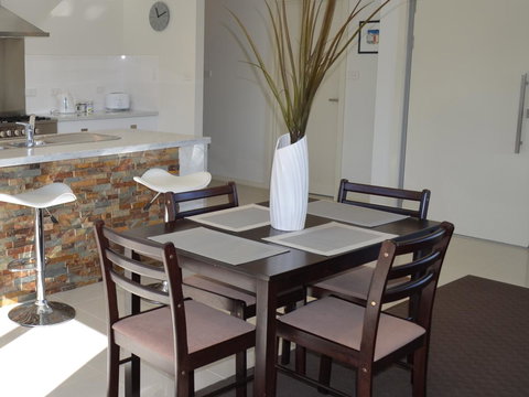 170 Hazards View - Unit 1 - Darwin Holiday 5