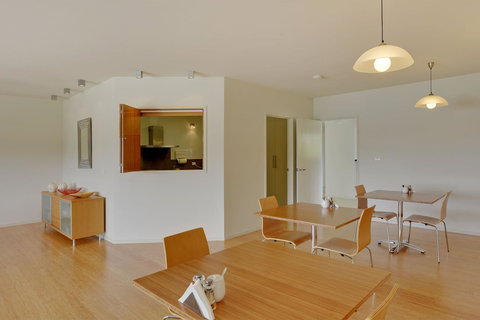 The Cove Kettering - Darwin Holiday 20