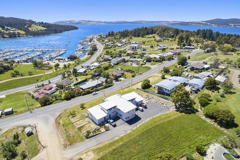 The Cove Kettering - Darwin Holiday 12