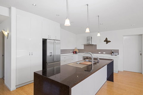 The Cove Kettering - Darwin Holiday 8