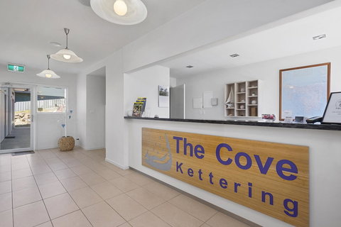 The Cove Kettering - Darwin Holiday 9