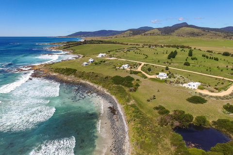 Saltwater - Absolute Oceanfront, Hot Tubs, Sauna, Fire Pits - Darwin Holiday 32