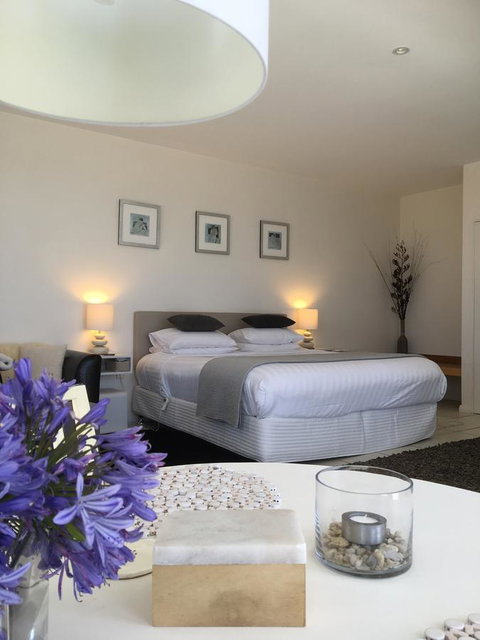 Saltwater - Absolute Oceanfront, Hot Tubs, Sauna, Fire Pits - Darwin Holiday 3