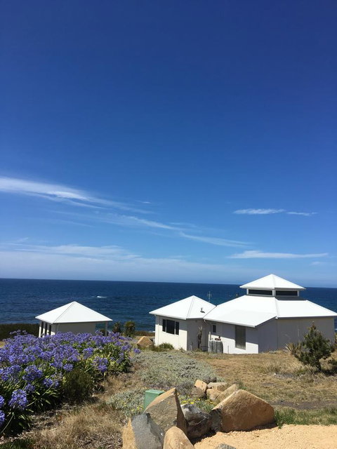 Saltwater - Absolute Oceanfront, Hot Tubs, Sauna, Fire Pits - Darwin Holiday 1