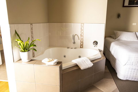 Little Norfolk Bay Events And Chalets - Darwin Holiday 8