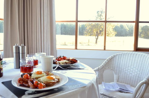 Buttons Cottage For Canyon & Rain Forest Walks With In House Dining - Darwin Holiday 28