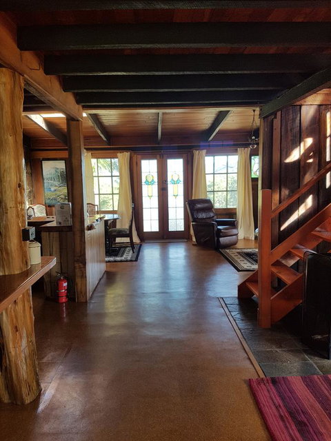 Whispering Hills Retreat - Darwin Holiday 11