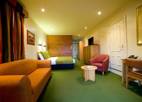 Strahan Village - Darwin Holiday 37