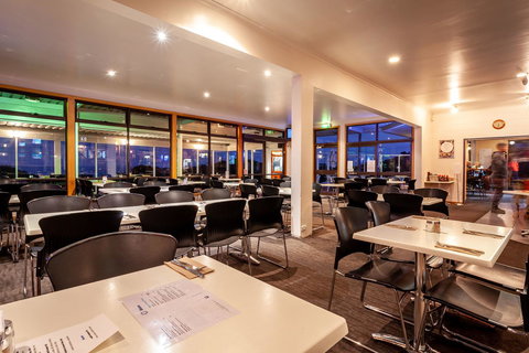 Beachfront Bicheno - Darwin Holiday 37