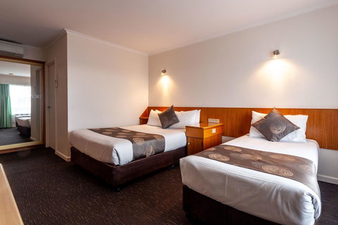 Beachfront Bicheno - Darwin Holiday 11