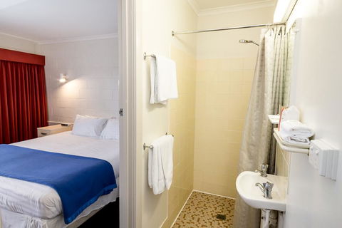 Edgewater Hotel - Darwin Holiday 5