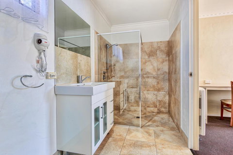 Wintersun Gardens Motel - Darwin Holiday 9