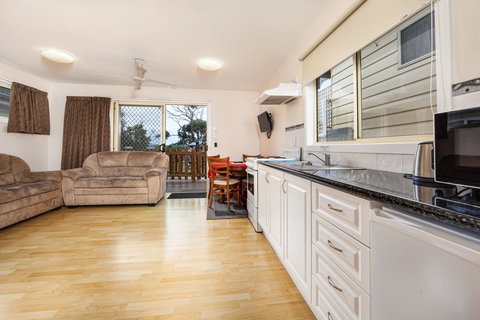 Wintersun Gardens Motel - Darwin Holiday 35