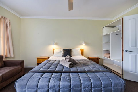 Wintersun Gardens Motel - Darwin Holiday 1