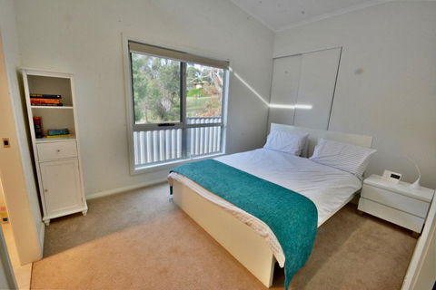 55 On Henry Street - Darwin Holiday 1