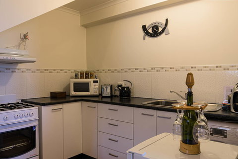 Maria Views Bed & Breakfast - Darwin Holiday 15