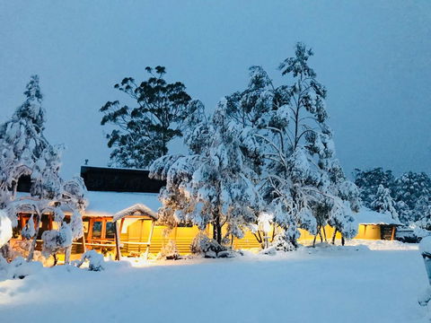 Cradle Mountain Wilderness Village - Darwin Holiday 0