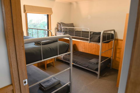 Cradle Mountain Wilderness Village - Darwin Holiday 16