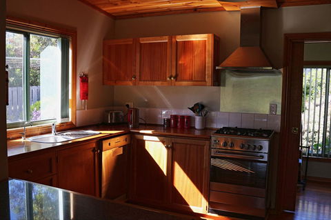 Hazards Beach House - Darwin Holiday 4