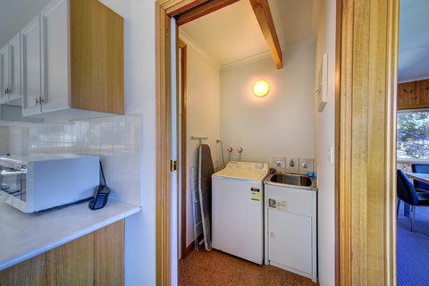 Freycinet Sanctuary 4 - Darwin Holiday 11