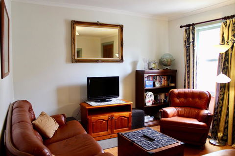 Omaroo House - Panoramic Water Views - Darwin Holiday 22