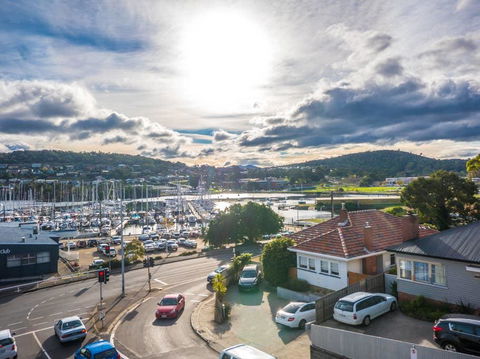 Marina View Apartment - Darwin Holiday 5