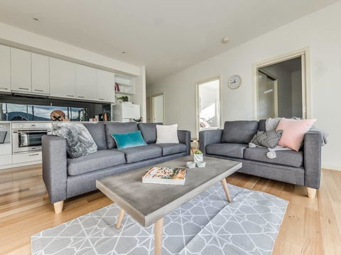 Marina View Apartment - Darwin Holiday 0