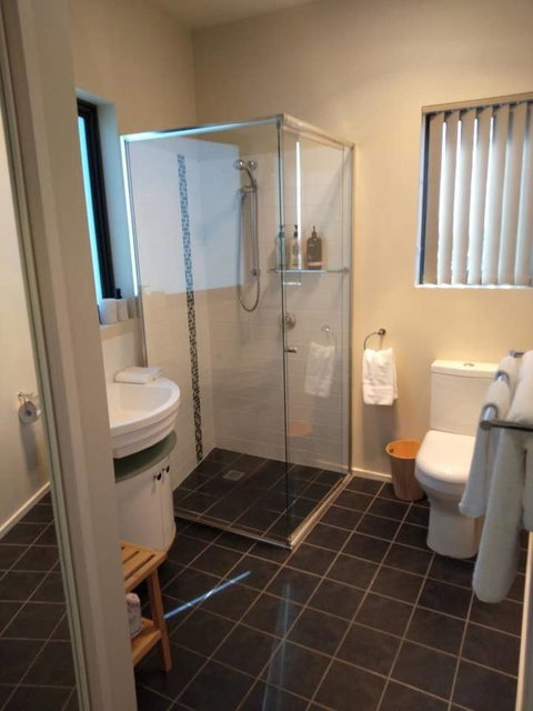 Bicheno Views On Douglas - Darwin Holiday 20